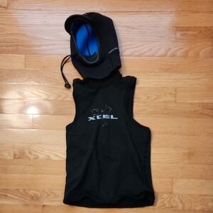XCEL Black Wetsuit Hooded Vest